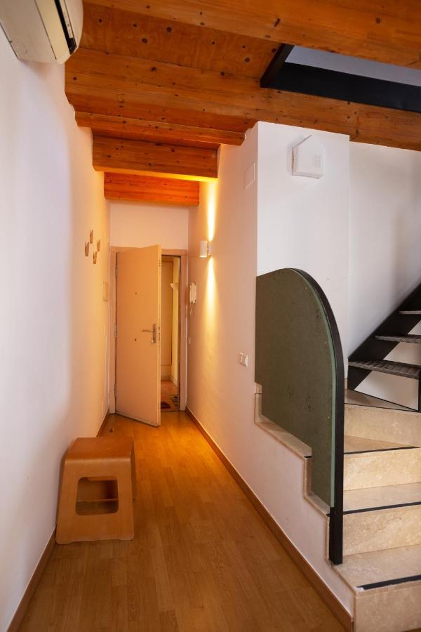 Ferienwohnung Atic Duplex Amb Encant A 10 Minuts De L' Estany Banyoles Exterior foto